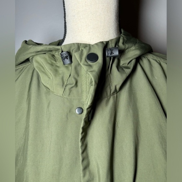 EVERLANE the city rain jacket size large - Picture 3 of 7